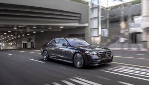 How Mercedes-Benz’s Venerable S-Class Learned to Love Bleeding-Edge Technology