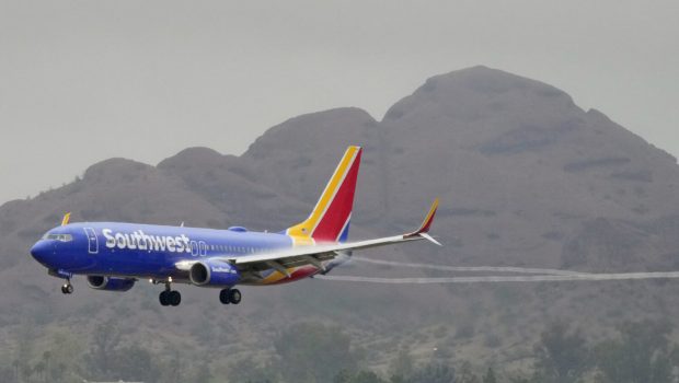Southwest hid signs of outdated technology that led to December failures, class action suit says – Houston Public Media