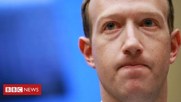 Facebook staff 'flagged Cambridge Analytica fears earlier than thought'