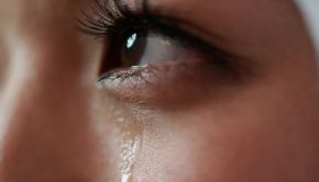 A new technology uses human teardrops to spot disease