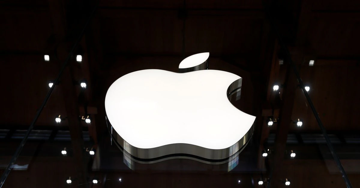 Apple, Google asked to turn in S.Korea compliance plans by mid-October