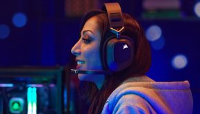 CORSAIR HS80 RGB WIRELESS gaming headset features immersive Dolby Atmos sound technology » Gadget Flow