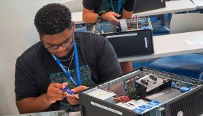 Deaf and hard of hearing high schoolers learn about cybersecurity at UAH GenCyber Camp - Yellowhammer News