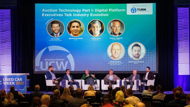 Digital technology is revolutionizing the auction process from beginning to end