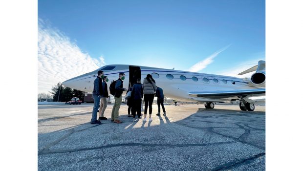 EMU GameAbove College of Engineering and Technology Students Visit Gulfstream Aerospace for Learning Experience