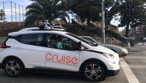 GM's Cruise, Alphabet's Waymo win permits to offer self-driving rides to passengers in California