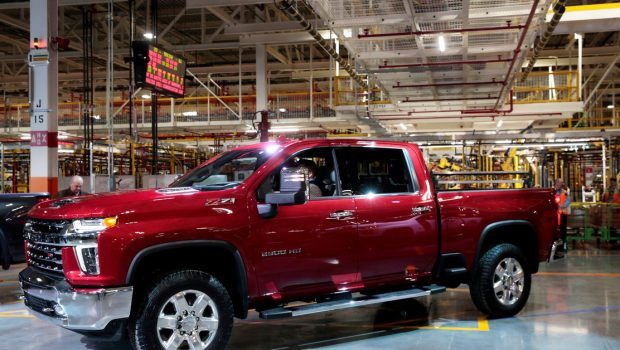 GM's pickup money machine gets a technology tuneup