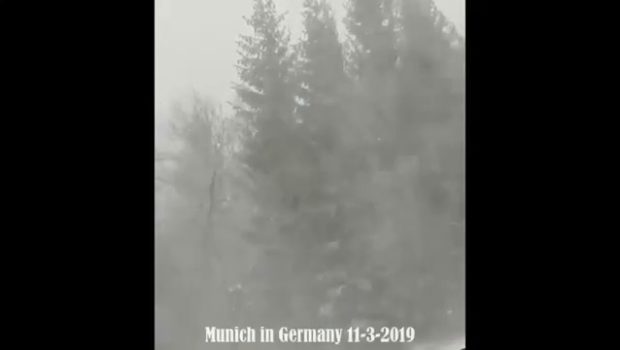 Heavy snow in Munich Germany