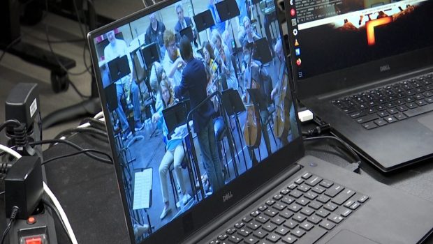 Lubbock Symphony Orchestra first in US to use Onstage.ai technology in concert | KLBK | KAMC