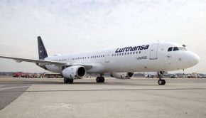 Lufthansa Requires Negative COVID-19 Test Results, Doctor's Note for Passengers Who Won't
