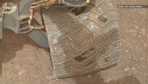Mars Wear and Tear: Curiosity Snaps New Photos of Wheel Damage