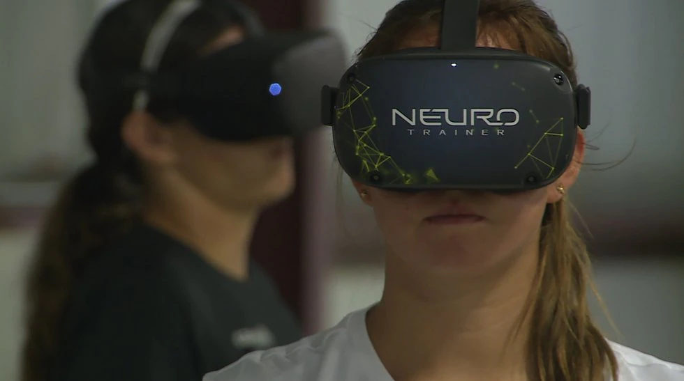 Omaha athletes use VR technology to strengthen mental part of their games