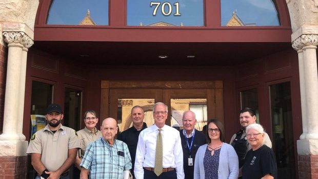 Sen. Moran stops by to congratulate PD on technology grant - News-Press Now