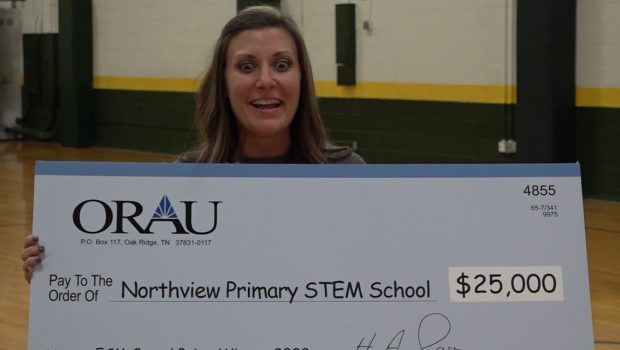 Sevier Co. Schools teacher wins $25,000 for new classroom technology