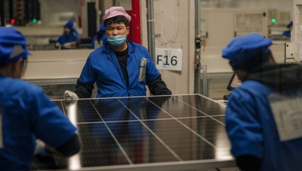 Solar is ‘freedom energy’ – unless we depend on autocracies for the technology – EURACTIV.com