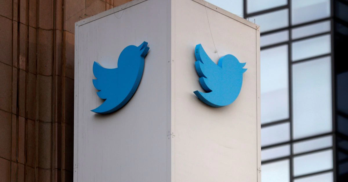 Some Twitter staff return to offices in New York, San Francisco