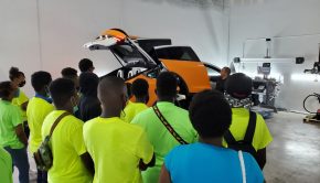 Students interested in STEM careers take tour of Tesla Technology in Riviera Beach - WPEC
