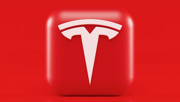 Tesla Motors, Inc. (NASDAQ:TSLA), Apple Inc. (NASDAQ:AAPL) - Tesla Cybertruck 'Intentionally An Insane Technology Bandwagon,' Says Elon Musk