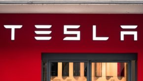 Tesla Urges Tariff Exemption For Chinese-Made Car Computer 'Brain'