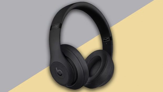 These Best-Selling Beats Headphones Are 50% Off for Cyber Monday Right Now