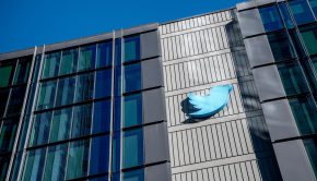 Twitter to suspend accounts linking to other social media sites