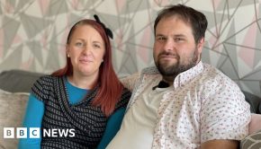 Weston-super-Mare couple raffling home for £3 'failed by technology' - BBC