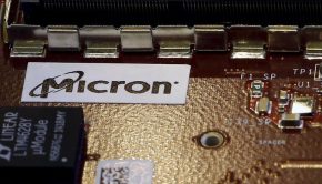 What Does Micron Technology, Inc.'s (NASDAQ:MU) Share Price Indicate?