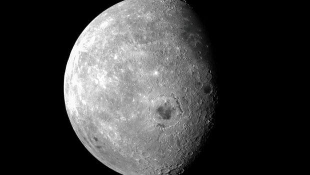 Which will fly around the moon first: Artemis II or DearMoon?