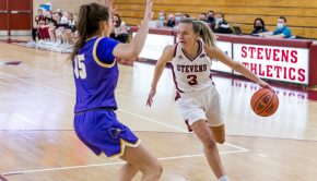 Women’s Basketball Stifles Lycoming for Sixth Straight Win