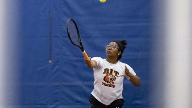 Women’s Tennis falls to St. Lawrence, 7-2